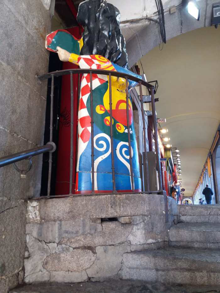 The pulpit in Arco de Cuchilleros (Plaza Mayor of Bilbao)